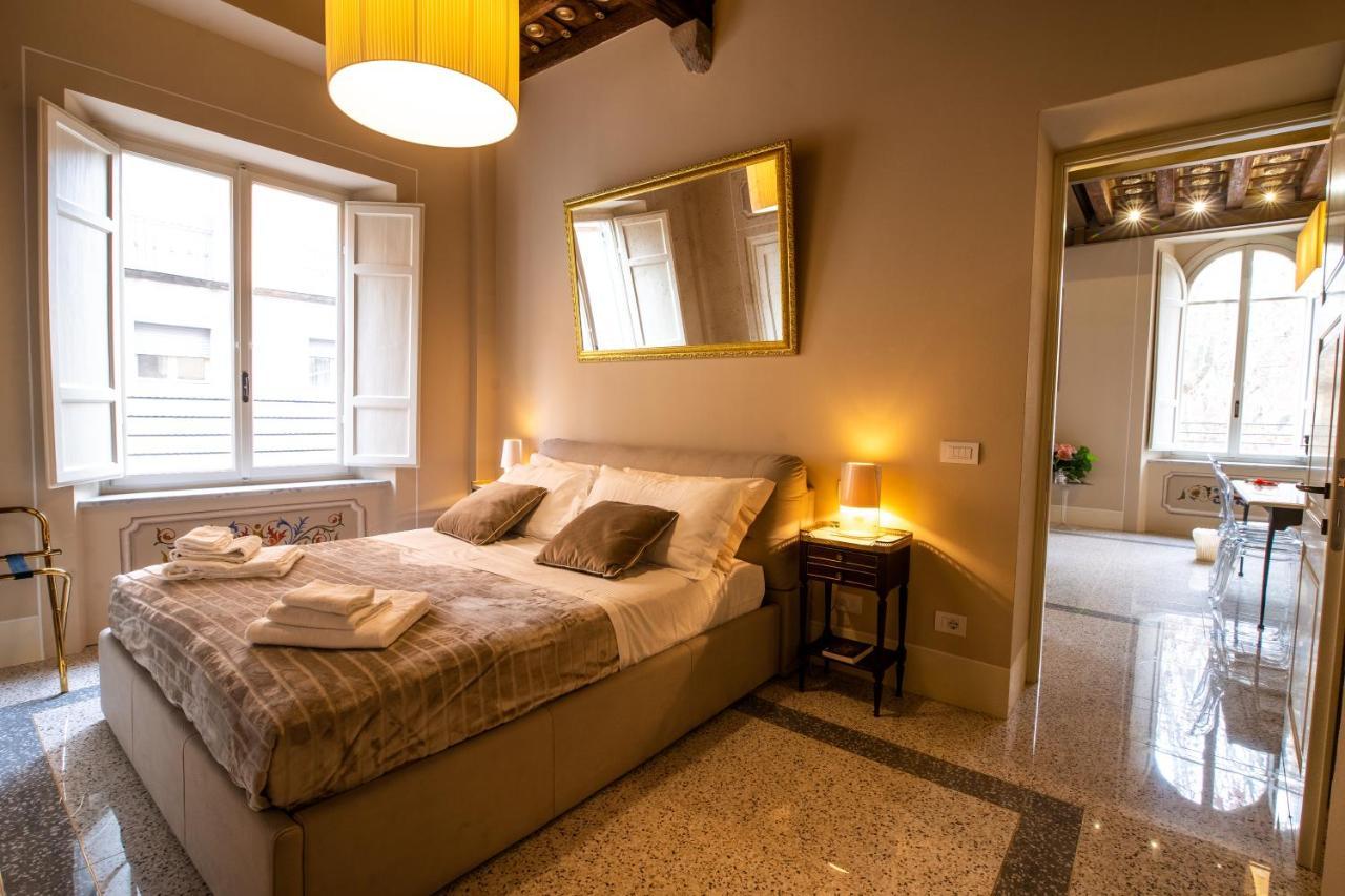 Noble Floor - Luxury Apartment Lucca Exterior photo