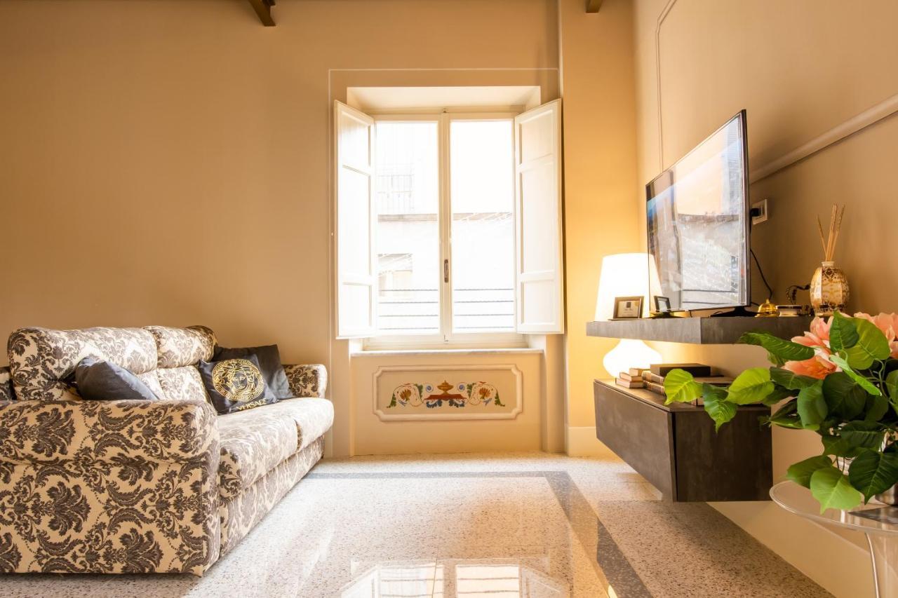 Noble Floor - Luxury Apartment Lucca Exterior photo