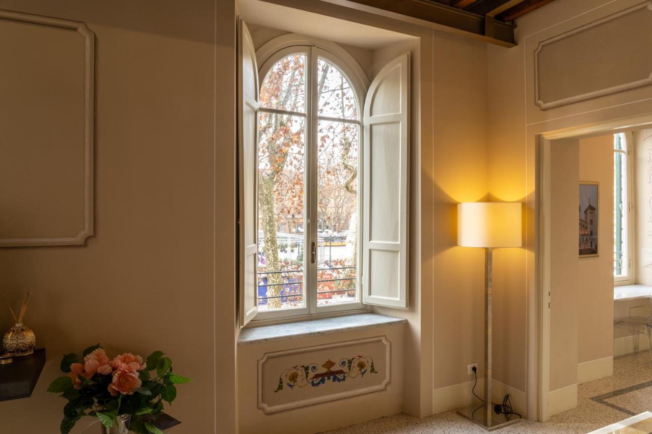 Noble Floor - Luxury Apartment Lucca Exterior photo