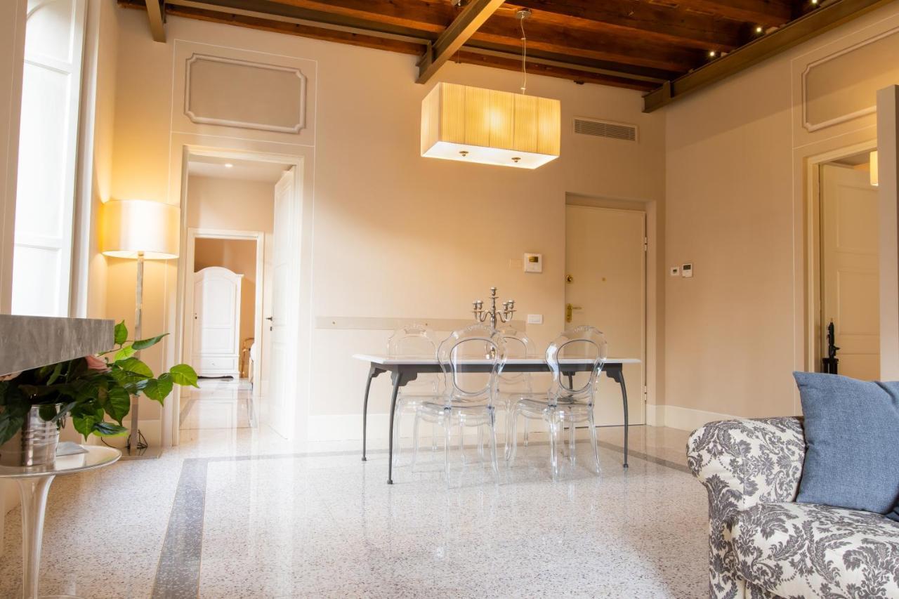 Noble Floor - Luxury Apartment Lucca Exterior photo