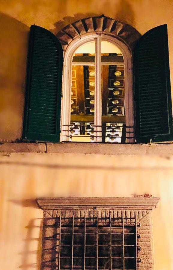 Noble Floor - Luxury Apartment Lucca Exterior photo
